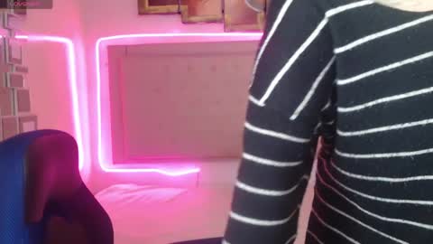 Snapshot of kate_pickman chatting on April 2, 3:26 am kate online show from April 2, 3:26 am