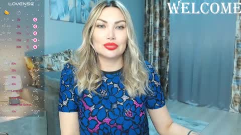 Snapshot of kate_space chatting on December 1, 9:37 pm Therapist online show from December 1, 9:37 pm