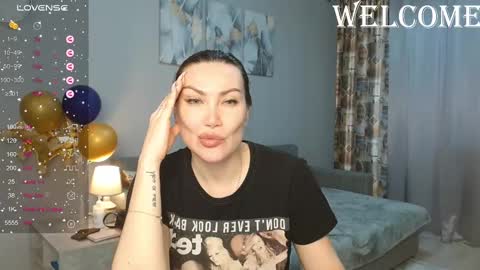 Snapshot of kate_space chatting on March 7, 12:56 pm Therapist online show from March 7, 12:56 pm