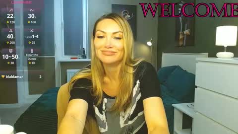 Snapshot of kate_space chatting on October 1, 8:26 pm Therapist online show from October 1, 8:26 pm