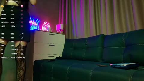 Snapshot of kateample chatting on June 6, 3:06 pm kateample online show from June 6, 3:06 pm