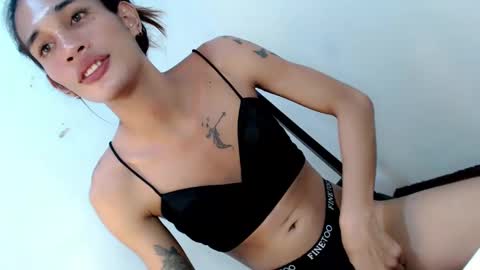 Snapshot of kateanderson69 chatting on February 17, 5:10 pm its me kate online show from February 17, 5:10 pm