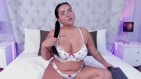 Snapshot of kateanderss chatting on October 11, 7:56 pm kateanderss online show from October 11, 7:56 pm