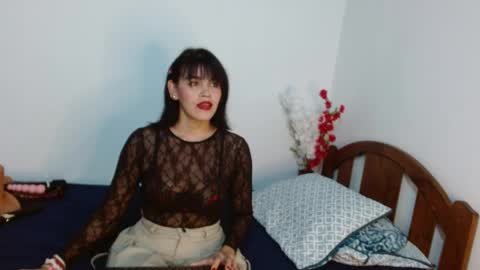 kateangelly online show from April 8, 1:16 am