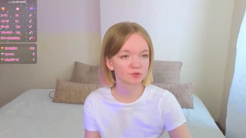 katebunnys online show from March 7, 4:31 am