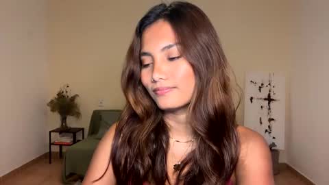 Snapshot of katedami chatting on December 5, 4:01 pm Kate Dami online show from December 5, 4:01 pm