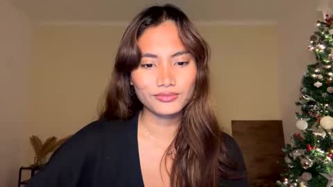 Snapshot of katedami chatting on December 29, 3:24 pm Kate Dami online show from December 29, 3:24 pm