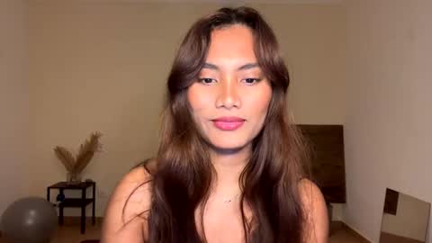 Snapshot of katedami chatting on February 8, 3:42 pm Kate Dami online show from February 8, 3:42 pm