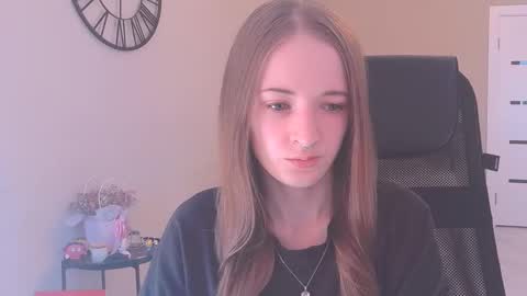 katekayer online show from September 23, 8:17 am