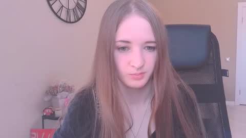 katekayer online show from September 25, 8:40 am