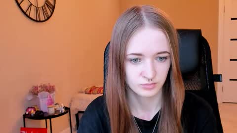 katekayer online show from October 24, 10:00 am