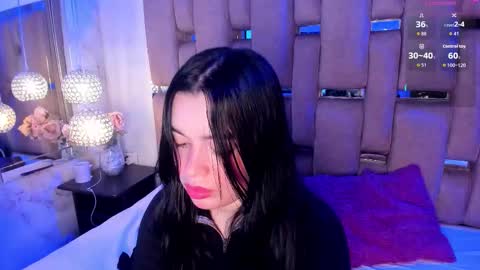 Snapshot of kateleeh_ chatting on March 26, 5:24 am Kate online show from March 26, 5:24 am