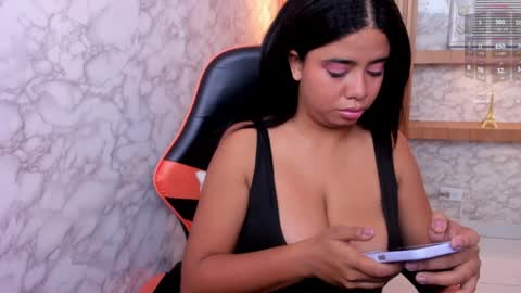 katelovings online show from March 29, 1:11 pm