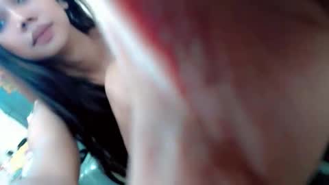 katelynmoore_ online show from May 4, 5:47 am