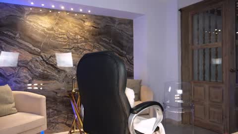  Kate Owens  online show from February 2, 1:08 pm