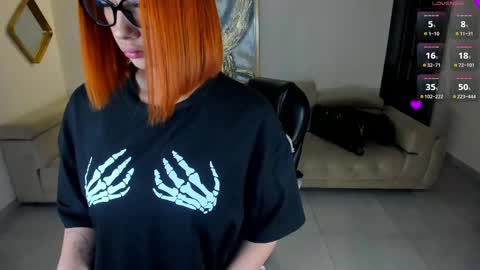  Kate Owens  online show from February 16, 5:59 am