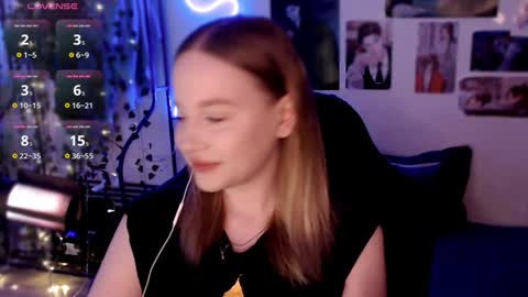 Snapshot of katerinaxvold chatting on December 5, 4:34 pm Lisa online show from December 5, 4:34 pm