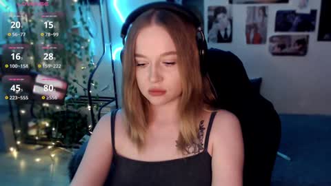 Snapshot of katerinaxvold chatting on December 19, 11:46 pm Lisa online show from December 19, 11:46 pm