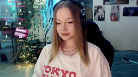Snapshot of katerinaxvold chatting on February 3, 6:49 pm Lisa online show from February 3, 6:49 pm