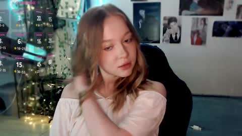 Snapshot of katerinaxvold chatting on February 10, 11:02 pm Lisa online show from February 10, 11:02 pm