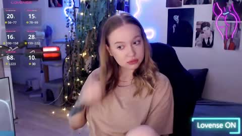Snapshot of katerinaxvold chatting on March 3, 5:20 am Lisa online show from March 3, 5:20 am