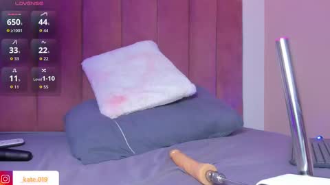 kateryn_bale online show from October 9, 8:40 pm