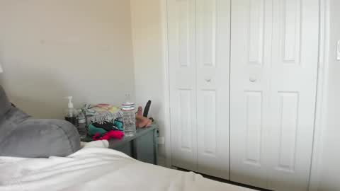 Kates Kurves online show from December 18, 2:23 pm