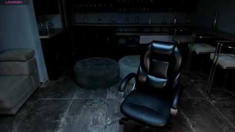 K A T E  online show from January 9, 11:24 am