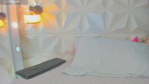 Snapshot of kathalinaxvip chatting on October 20, 2:23 am katha online show from October 20, 2:23 am