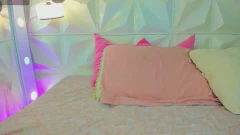 Snapshot of kathalinaxvip chatting on October 27, 1:20 am katha online show from October 27, 1:20 am