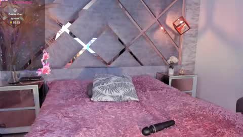 kathe_collins online show from May 11, 2:45 pm