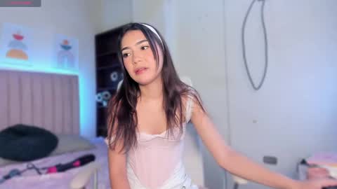 Snapshot of kathe_littlee chatting on April 29, 4:33 pm kathe_littlee online show from April 29, 4:33 pm