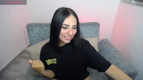 Snapshot of kathe_ryder_v chatting on February 7, 1:36 am katherin online show from February 7, 1:36 am