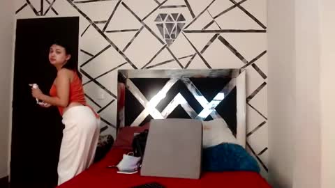 Snapshot of kathe_sant chatting on December 16, 2:57 am KATHE SANT online show from December 16, 2:57 am