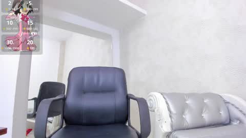 Snapshot of katherin_cruzz chatting on February 28, 4:10 pm katherin online show from February 28, 4:10 pm