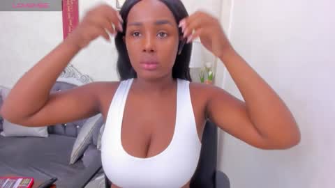 Snapshot of katherin_cruzz chatting on March 12, 3:18 pm katherin online show from March 12, 3:18 pm