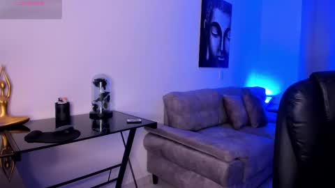 Snapshot of katherin_mons chatting on February 19, 10:42 pm KATHERIN MONS online show from February 19, 10:42 pm
