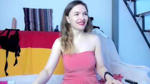 Snapshot of katherinemidnight chatting on February 22, 7:23 am Katherine online show from February 22, 7:23 am