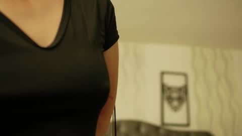 Snapshot of kathh_latorre chatting on March 11, 3:29 pm kathh_latorre online show from March 11, 3:29 pm