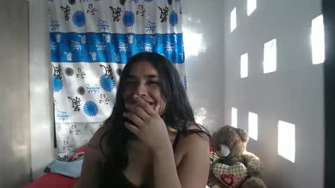 Snapshot of kathiie_ chatting on January 16, 12:09 pm K A T H I E online show from January 16, 12:09 pm
