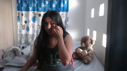 Snapshot of kathiie_ chatting on February 1, 11:32 am K A T H I E online show from February 1, 11:32 am