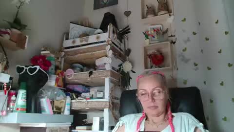 Kathleen online show from June 25, 5:50 pm