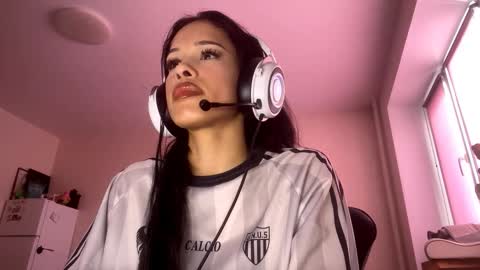 Snapshot of kathrinesaltarelli chatting on February 20, 8:05 am Lina online show from February 20, 8:05 am