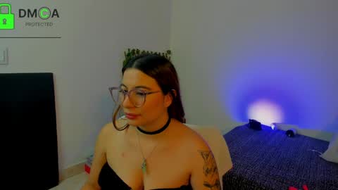Kay online show from May 11, 5:02 am
