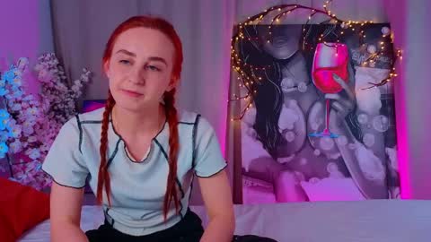 Snapshot of kathryncanpbell chatting on March 28, 6:07 pm Bonie online show from March 28, 6:07 pm