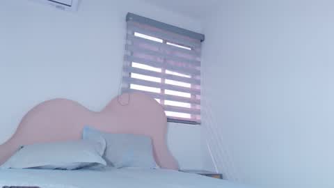 Snapshot of kathy19_1 chatting on March 17, 7:06 pm kathy19_1 online show from March 17, 7:06 pm