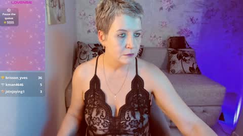 Snapshot of kathy_sunn chatting on December 7, 5:31 pm Kathy online show from December 7, 5:31 pm