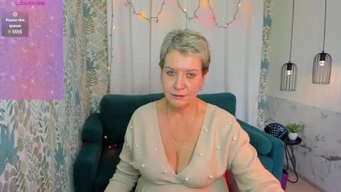 Snapshot of kathy_sunn chatting on January 4, 1:31 pm Kathy online show from January 4, 1:31 pm