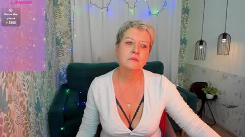 Snapshot of kathy_sunn chatting on January 7, 1:14 pm Kathy online show from January 7, 1:14 pm