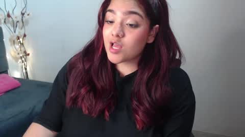 kathygonzalez_ online show from February 17, 4:04 pm